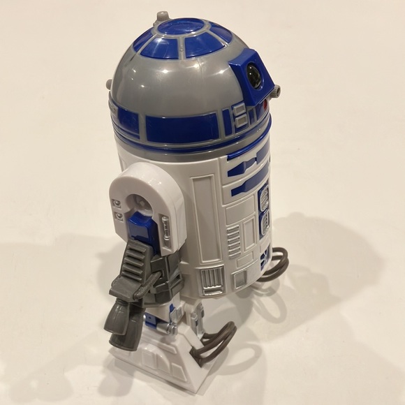 Disney | Star Wars R2-D2 Droid Action Figure - Picture 5 of 11